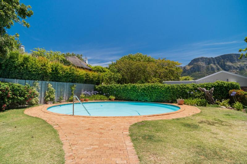 To Let 3 Bedroom Property for Rent in Kenilworth Upper Western Cape